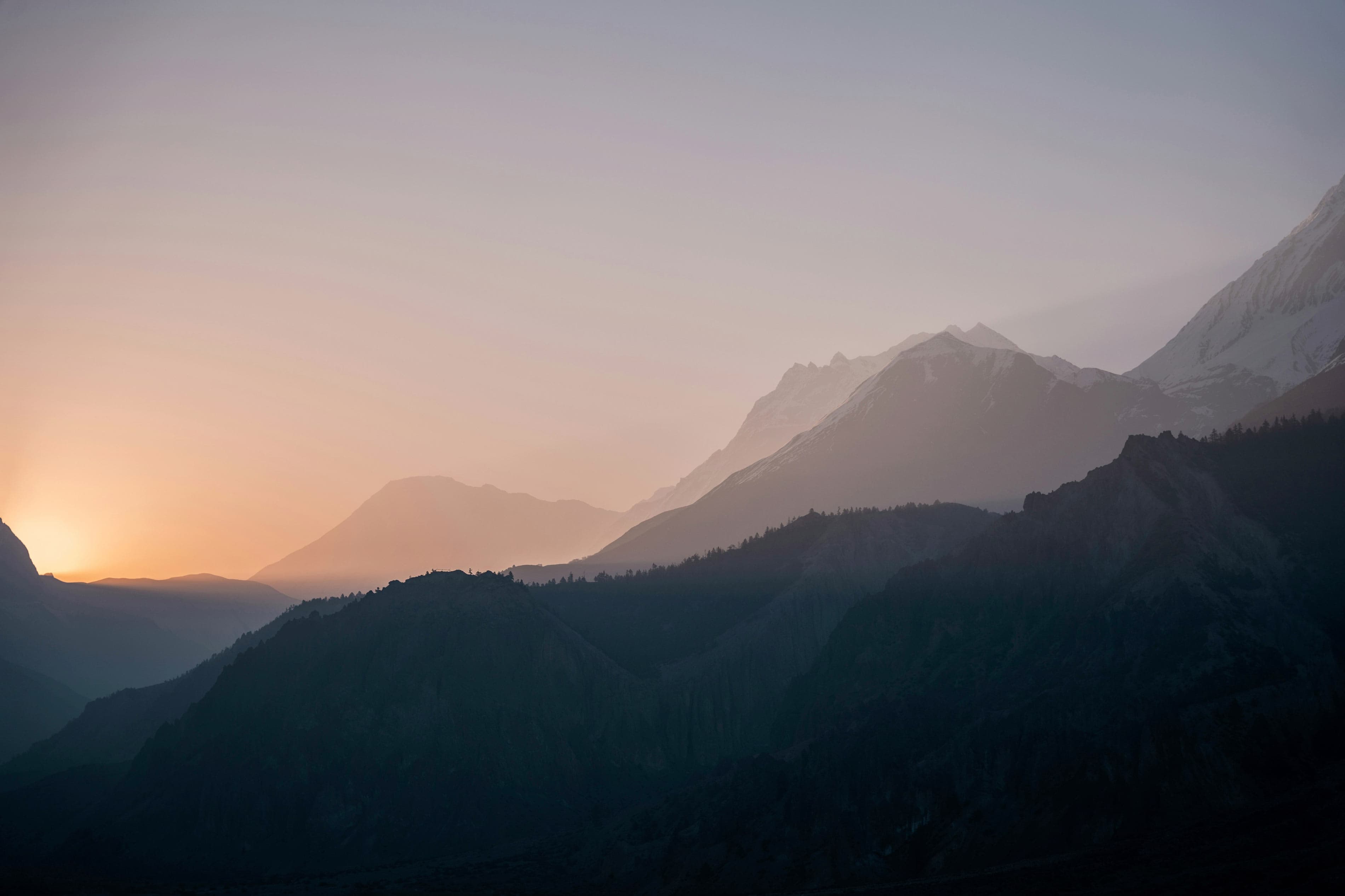 Sonnenuntergang im Himalaya-Gebirge